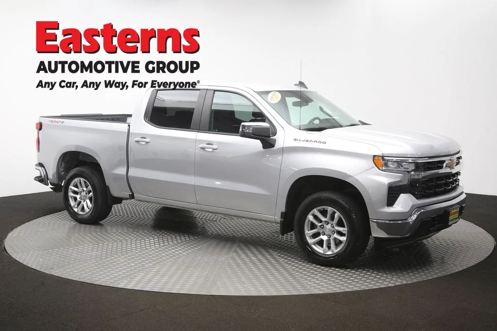 Used 2022 Silver Chevrolet LT image 50