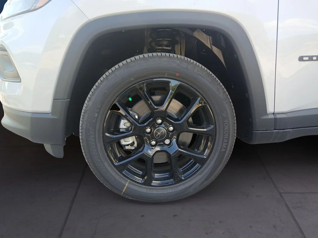 New 2026 Silver Jeep Latitude image 9