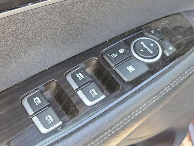 Used 2019 Purple Kia EX image 23