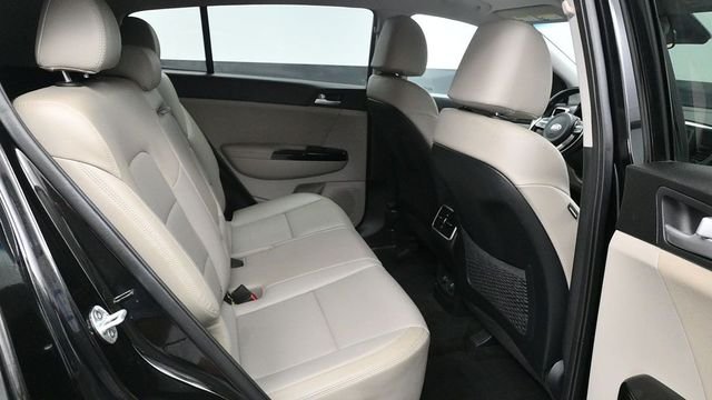 Used 2020 Red Kia EX image 10