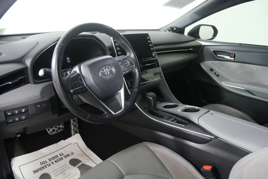 Used 2019 Harbor Gray Metallic Toyota XLE image 12