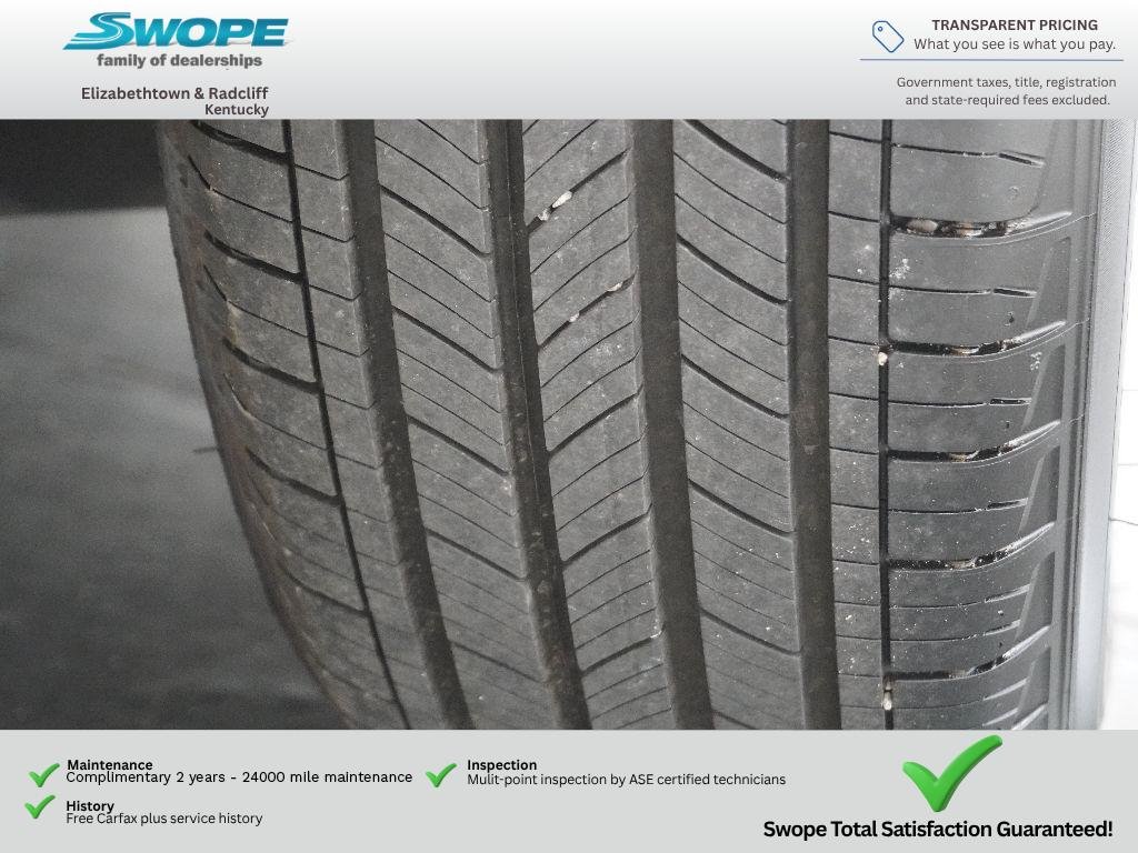 Used 2012 Classic Silver Metallic Toyota Base image 28