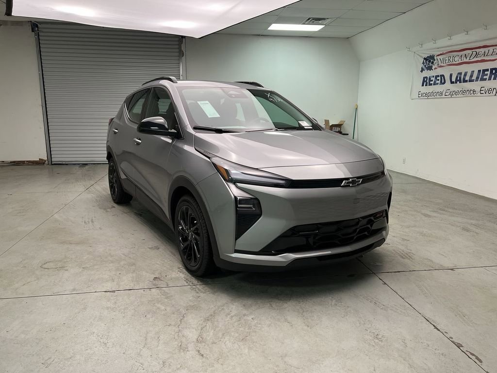 2027 Chevrolet Bolt EV RS Auto's photo