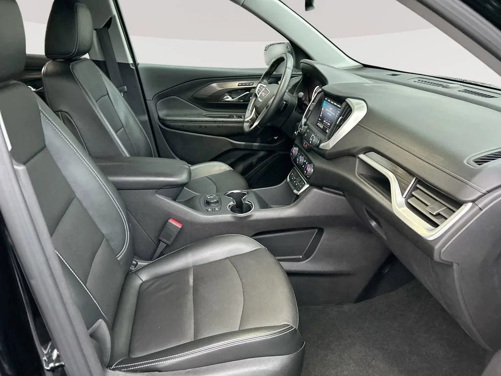 2024 GMC Terrain SLT - Photo 29