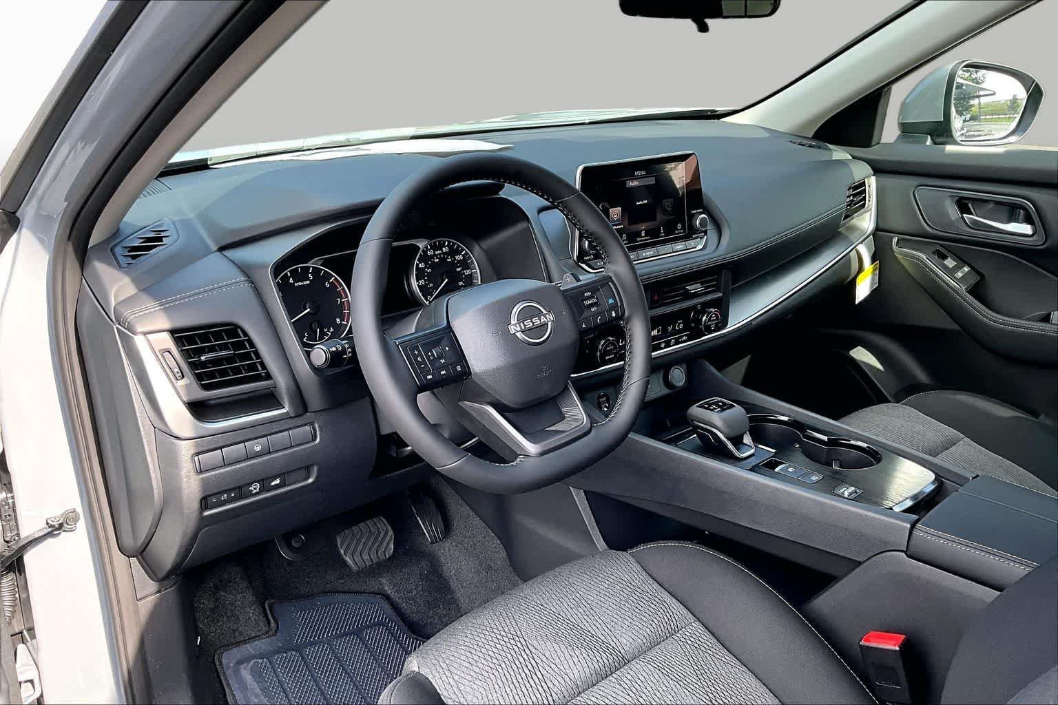 New 2026 Boulder Gray Pearl Nissan SV image 8