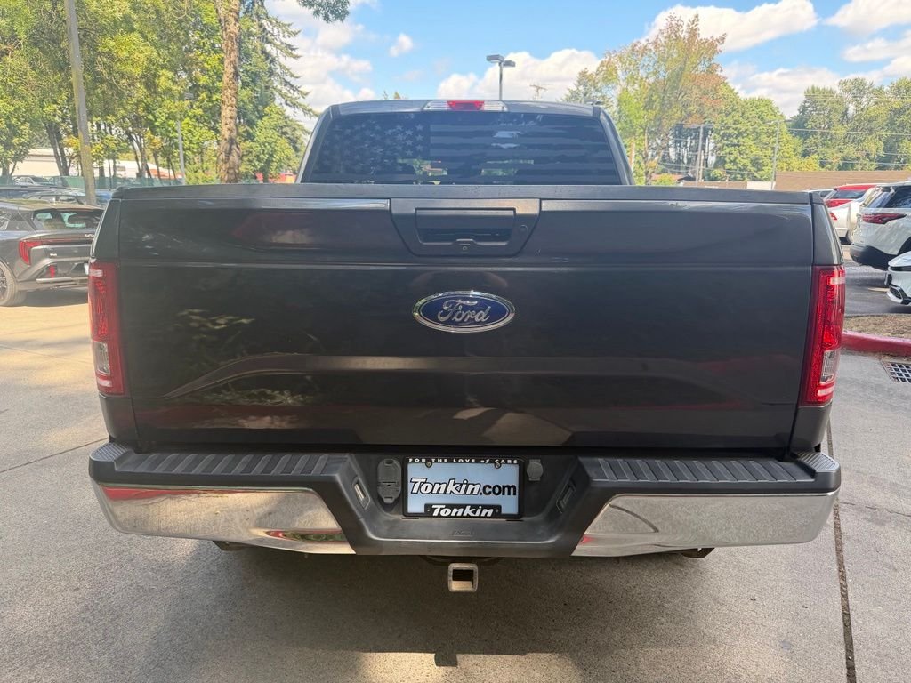 Used 2017 Magnetic Ford XLT image 5