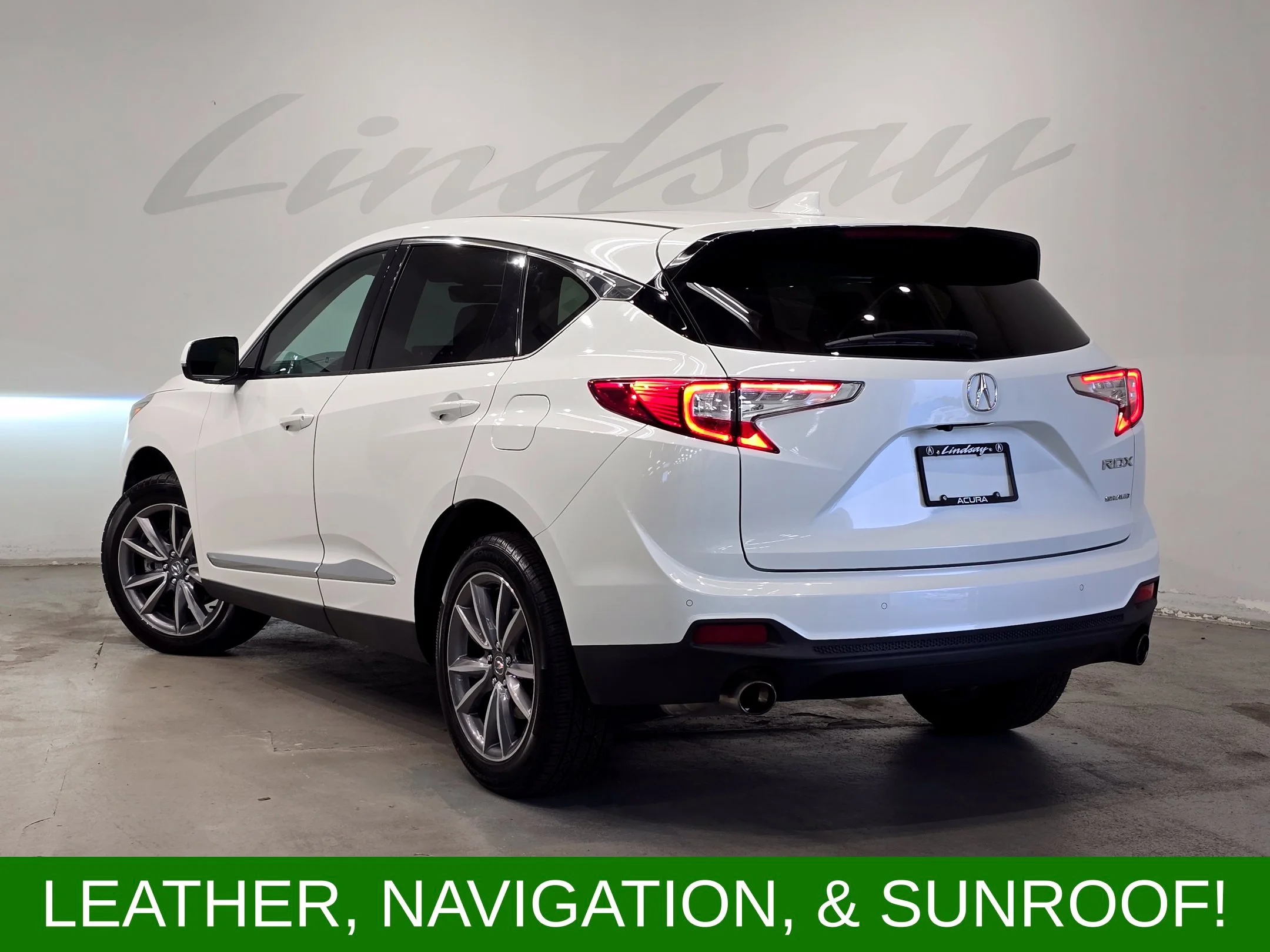 Used 2021 Platinum White Pearl Acura Technology Package image 4