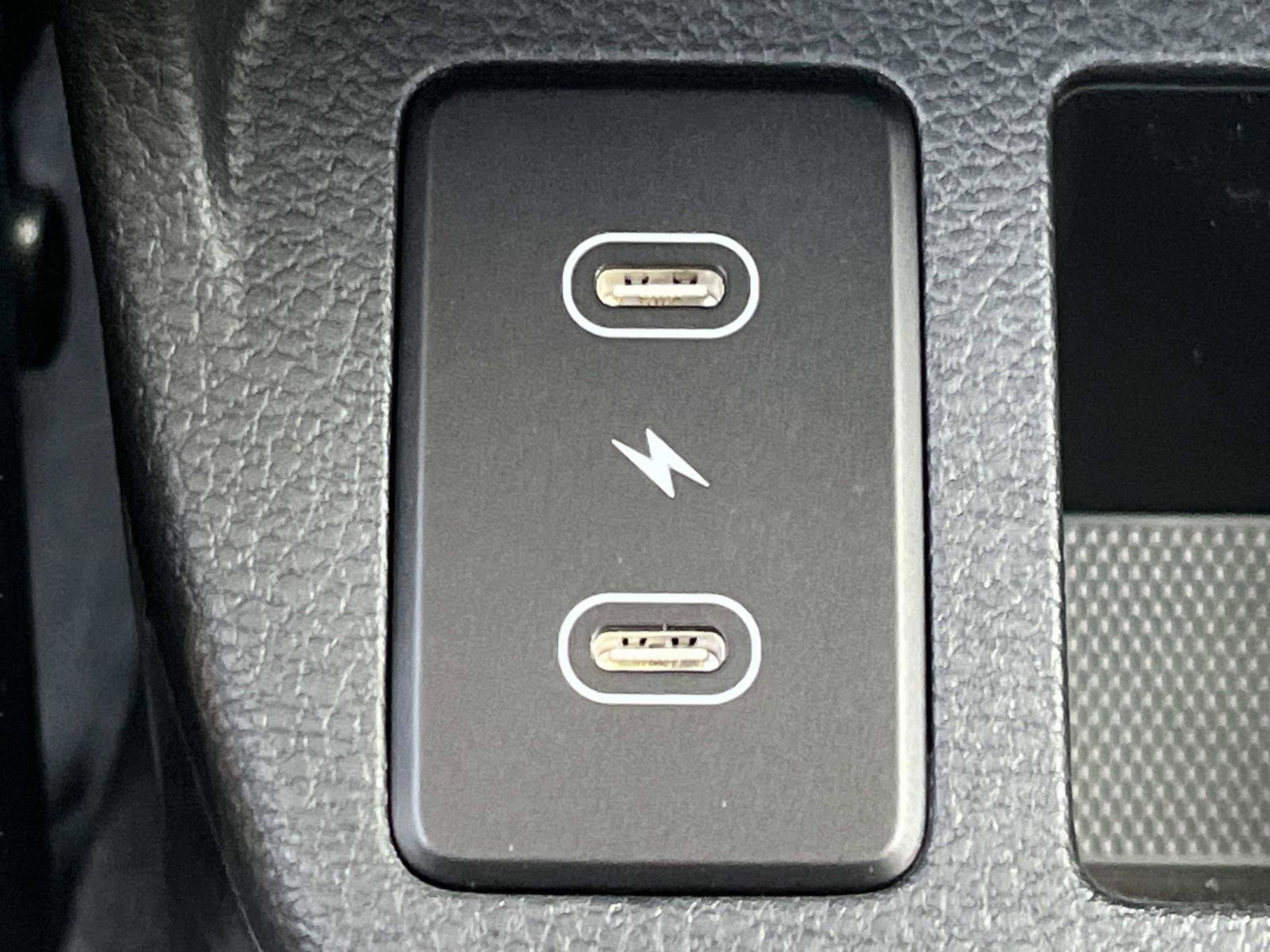 New 2026 Fusion Black Kia S image 15