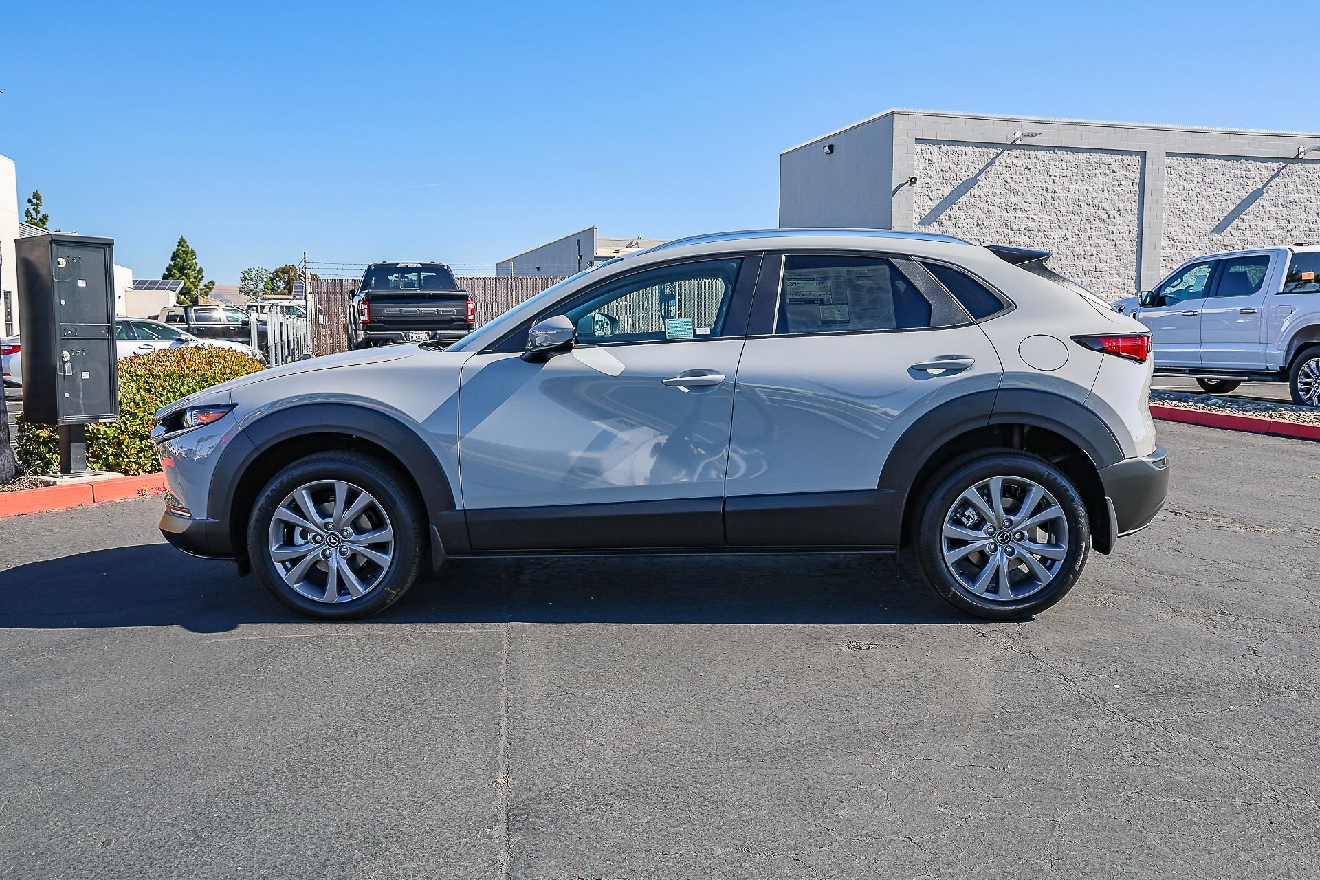 2026 Mazda CX-30 Premium - Photo 7