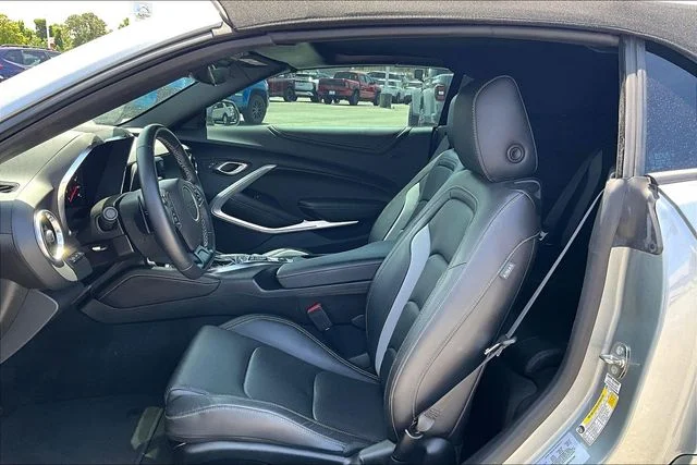 Used 2024 Sharkskin Metallic Chevrolet 3LT image 18