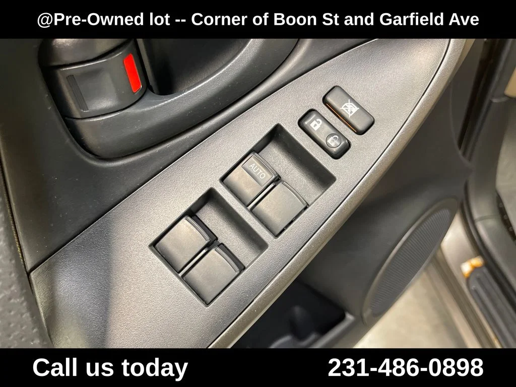 Used 2011 Brown Toyota Base image 16
