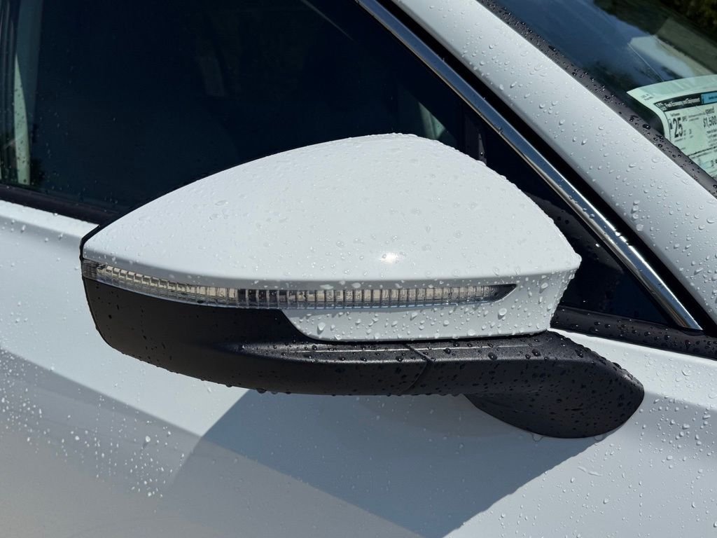 New 2026 White Volkswagen 2.0T SE image 9
