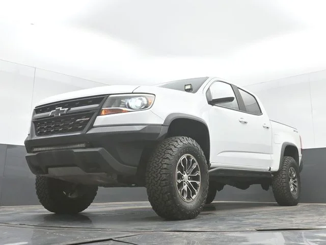 Used 2018 White Chevrolet ZR2 image 41