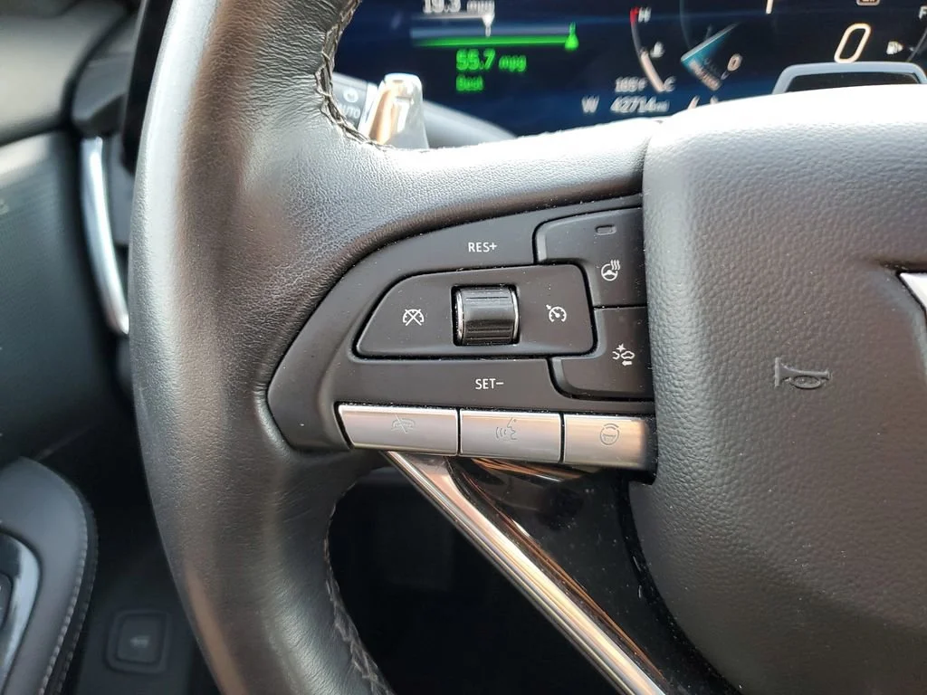 Used 2025 Summit White Cadillac Premium Luxury image 19