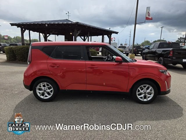 Used 2025 Red Kia LX image 16