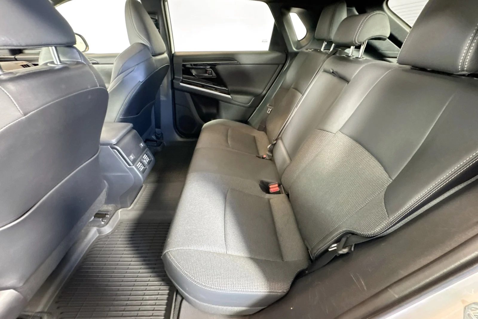 Used 2025 White Toyota Limited image 23