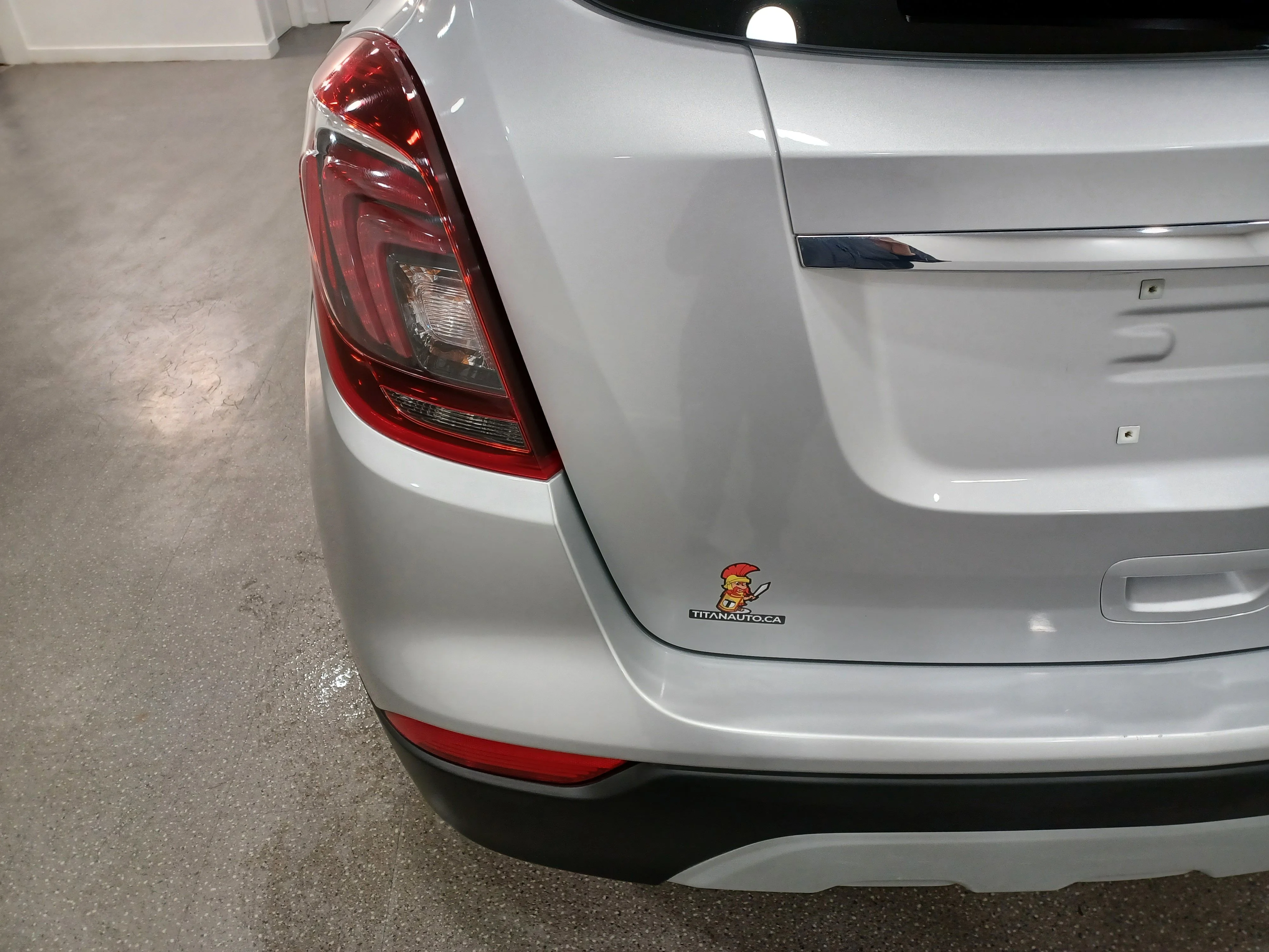 Certified Used 2021 Quicksilver Metallic Buick Preferred*Remote Start | Blind Spot Detection | Park Assist | Roof Rails image 20