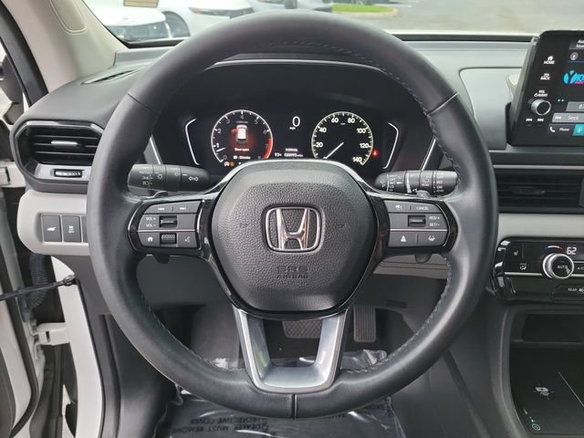 Used 2025 Platinum White Pearl Honda 2WD EX-L image 25