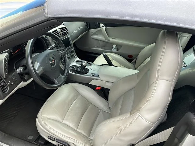 Used 2007 Machine Silver Metallic Chevrolet Base image 5