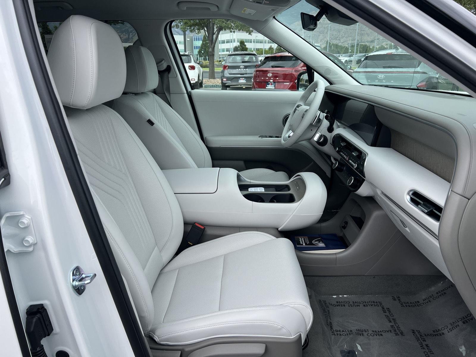 New 2027 Creamy White Pearl Hyundai SEL 7P image 17