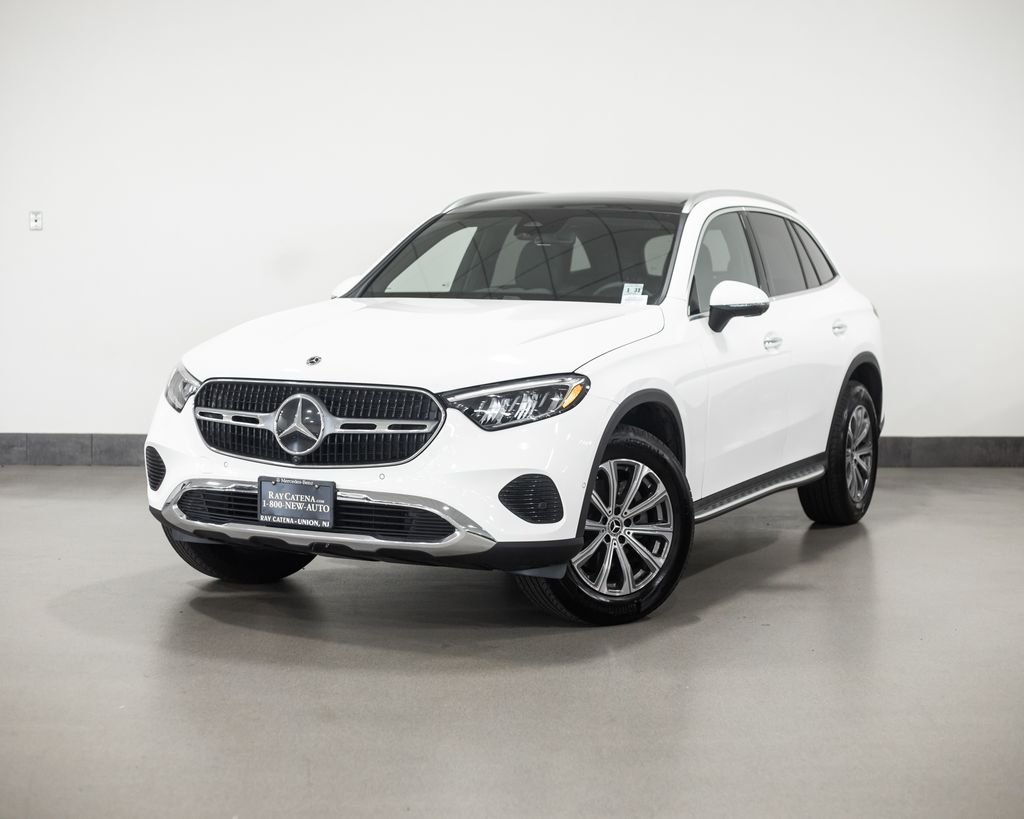 2026 Mercedes-Benz GLC GLC 300 4MATIC's photo