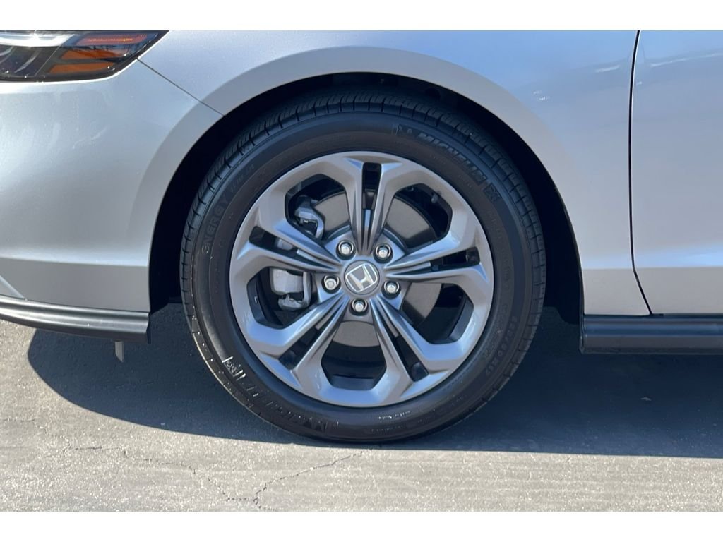 Certified Used 2023 Lunar Silver Metallic Honda EX image 38