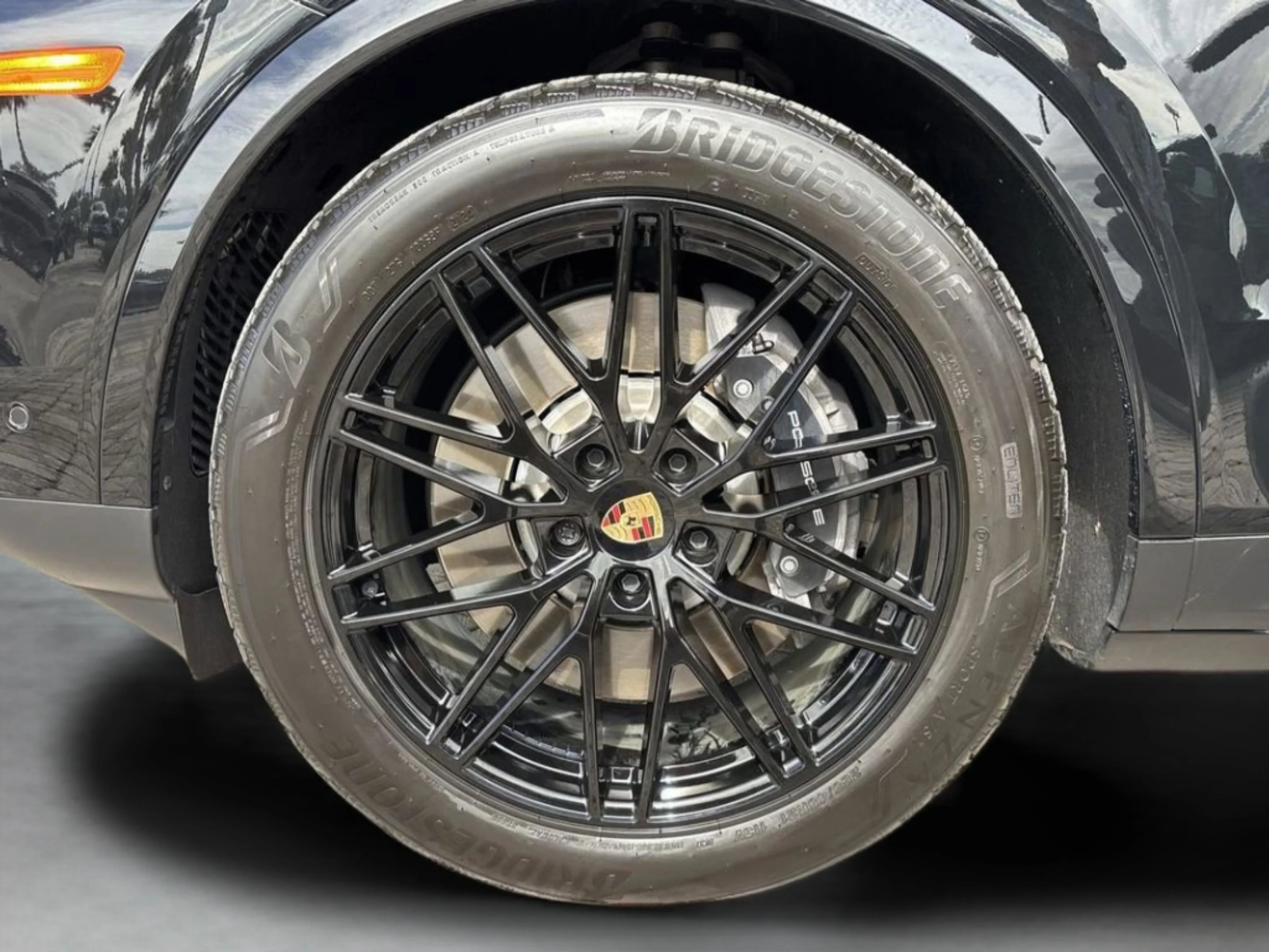 Used 2025 Black Porsche E-Hybrid image 36
