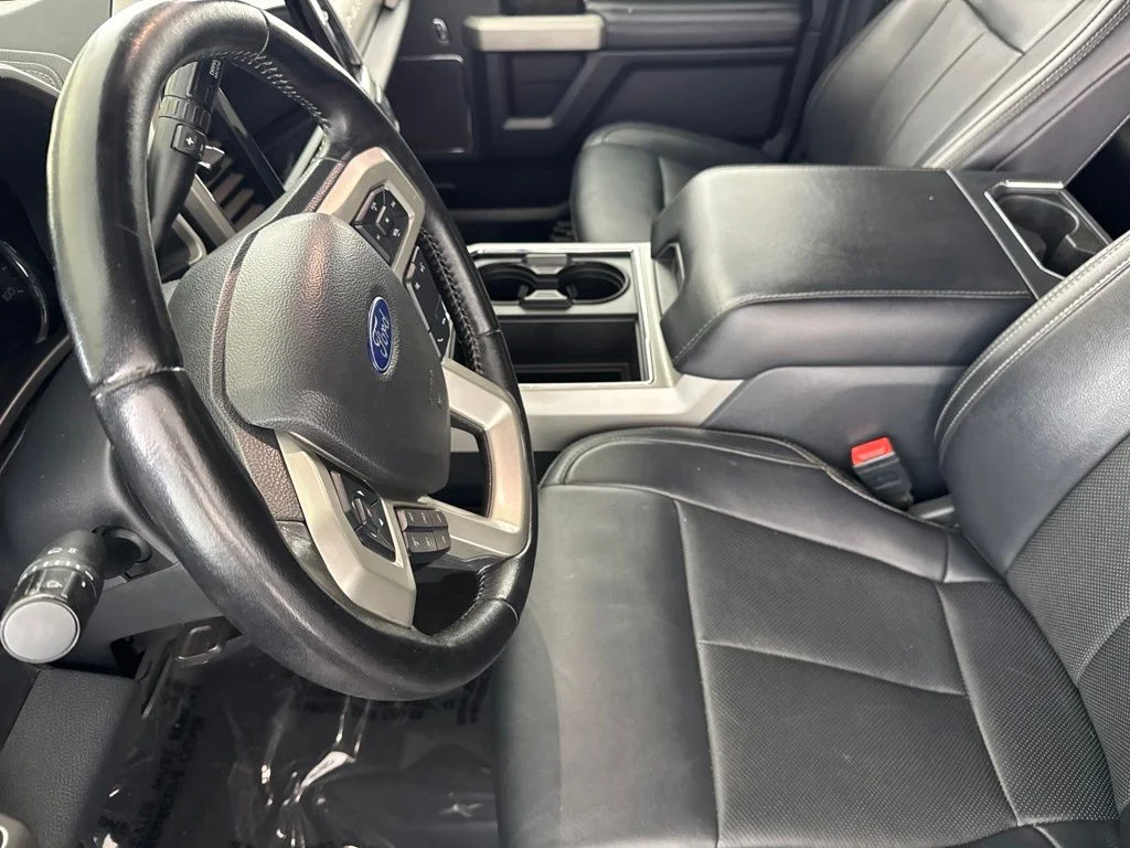 Used 2022 Gray Ford Lariat image 22