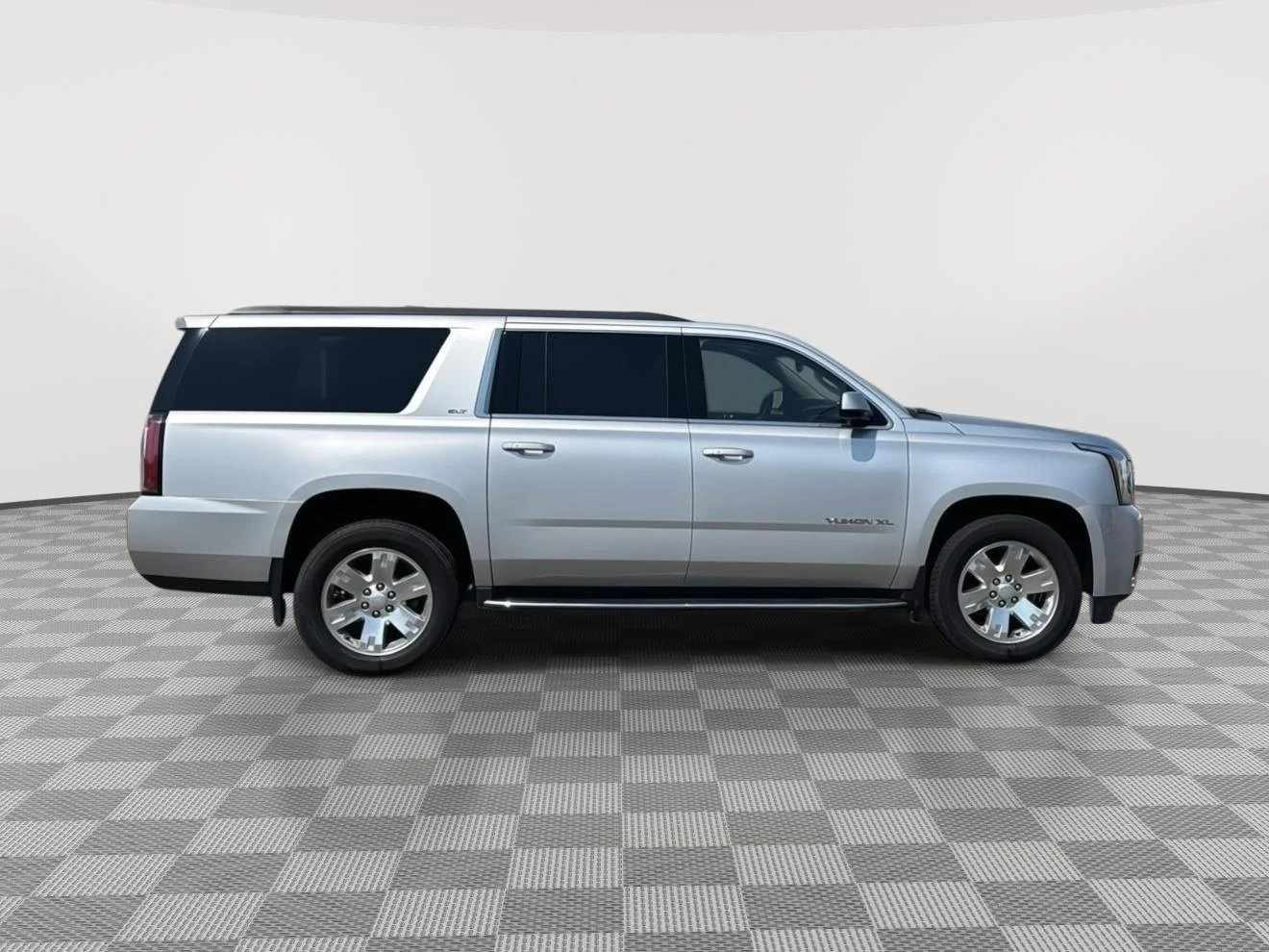 Used 2019 QUICKSILVER METALLIC GMC SLT image 38