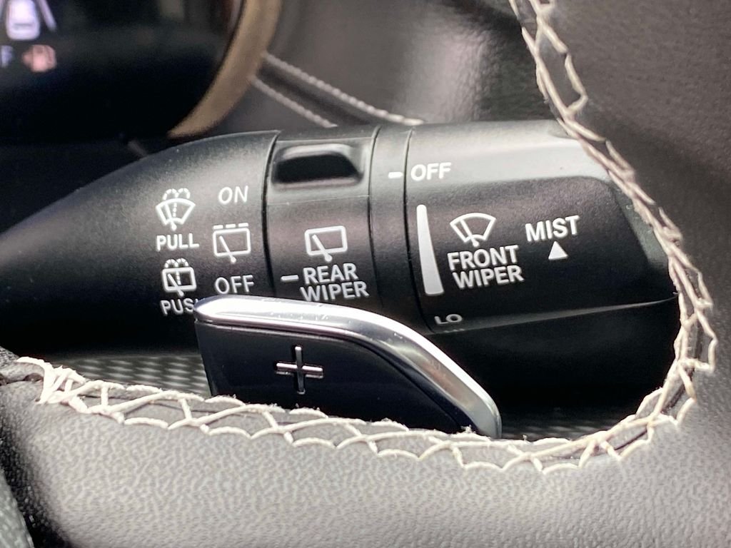 Used 2025 White Jeep Laredo X image 22