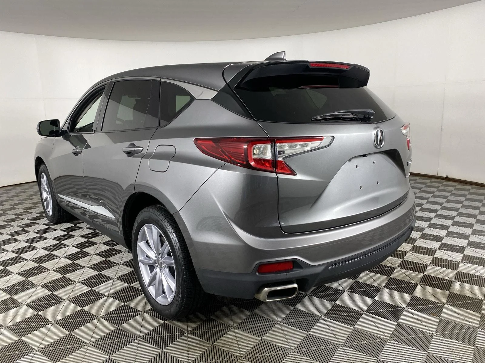 Used 2024 Liquid Carbon Metallic Acura  image 6