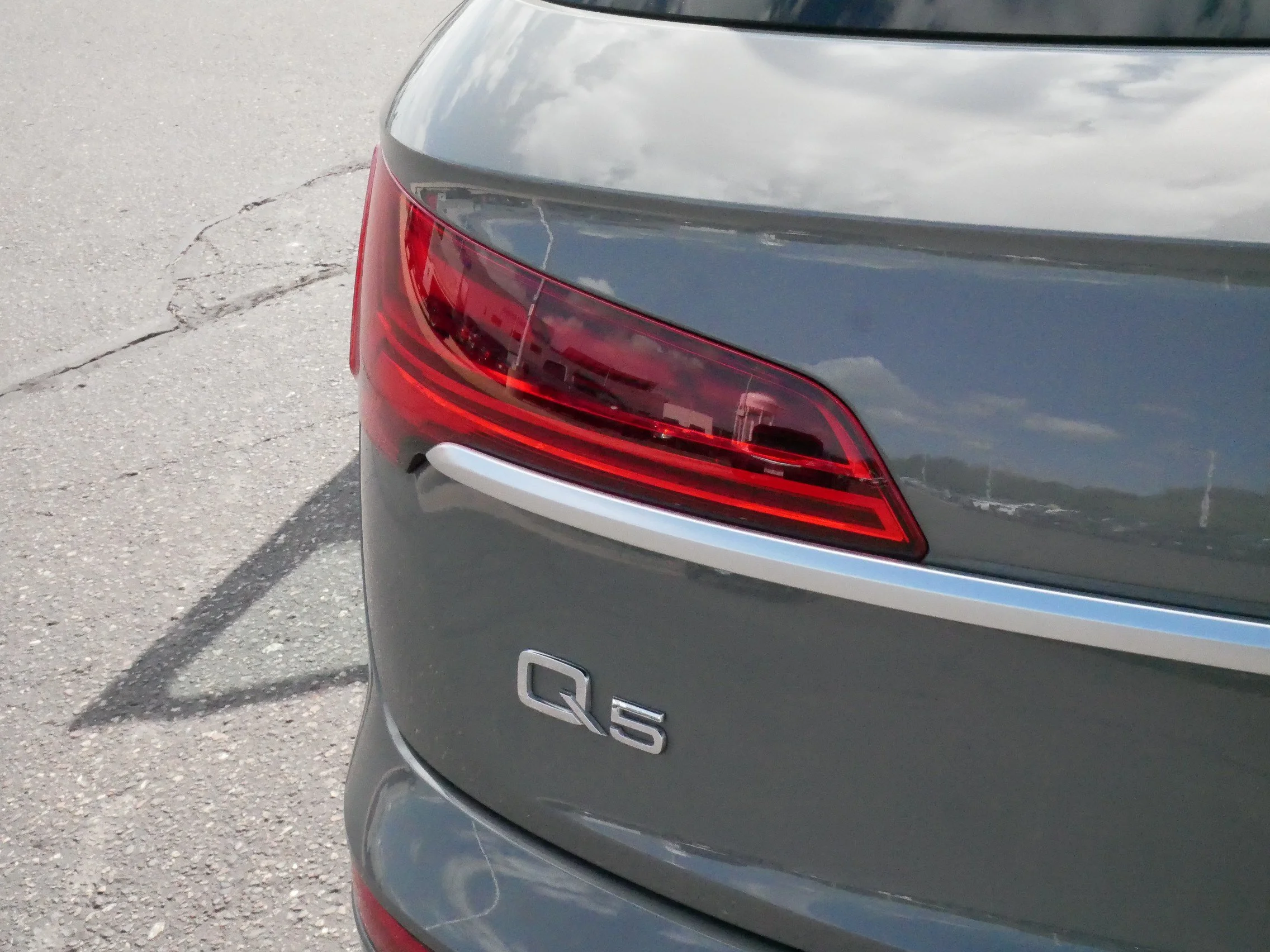 Used 2023 Gray Audi S line Premium image 17