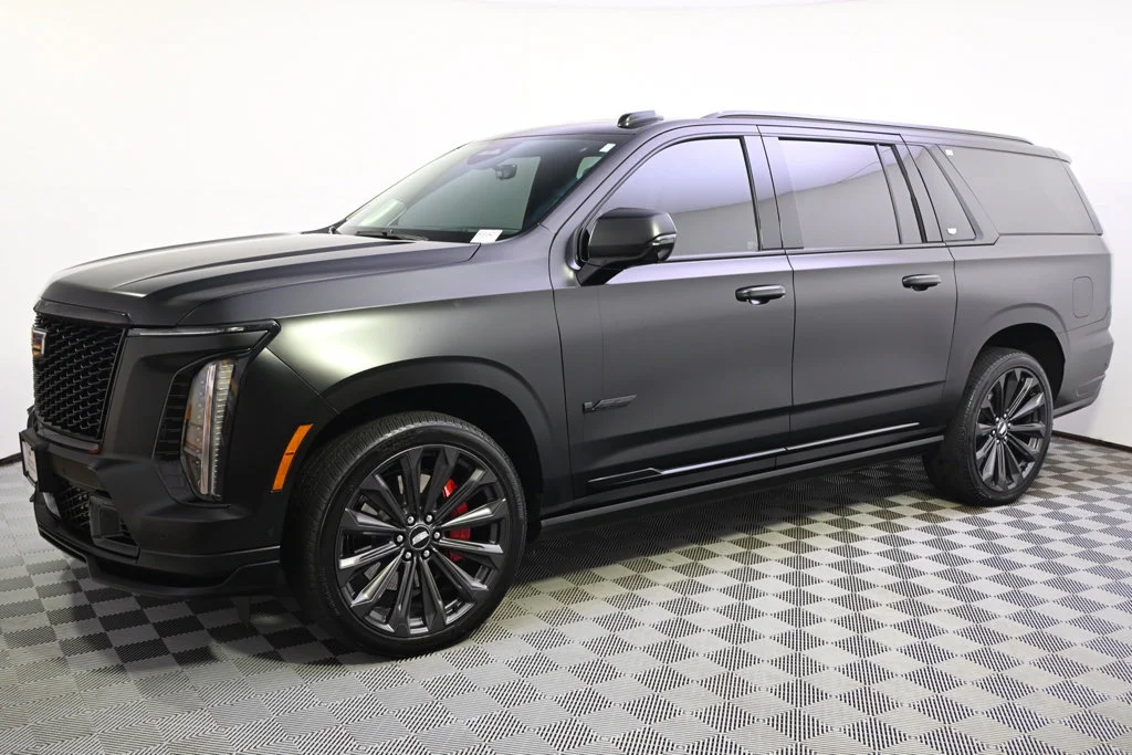 Used 2025 Cadillac Escalade ESV V-Series with VIN 1GYS9SR97SR361942 for sale in Minneapolis, Minnesota