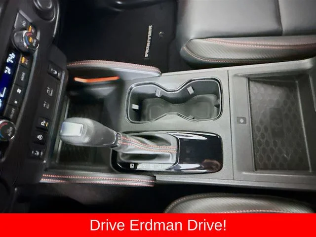 Used 2023 Black Nissan PRO-X image 18