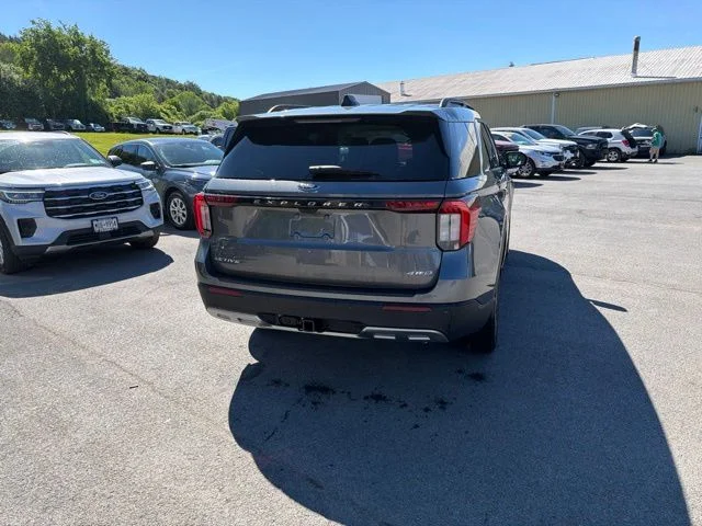 Used 2026 Carbonized Gray Metallic Ford Active image 9