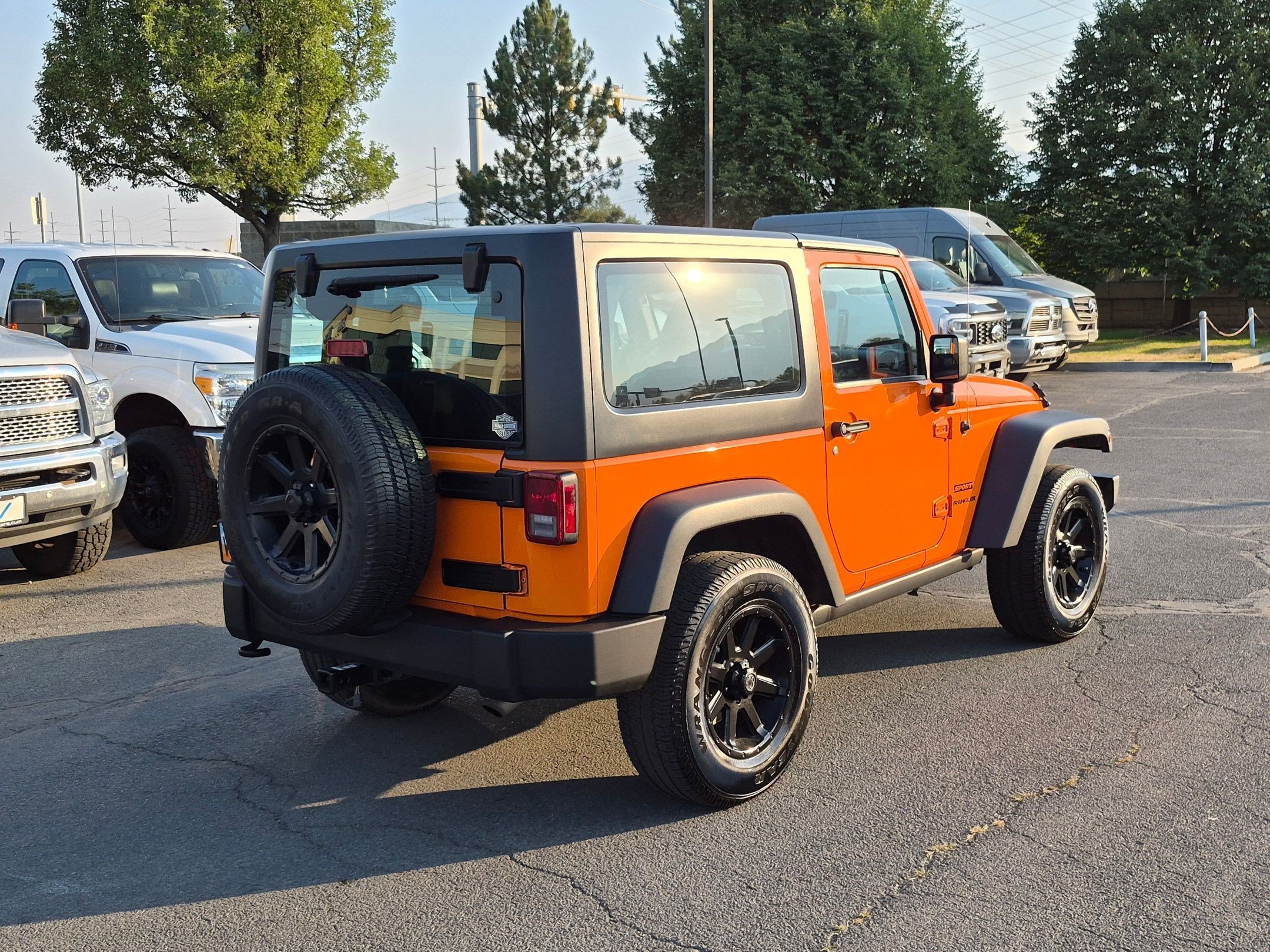 Used 2013 Crush Clearcoat Jeep Sport image 3