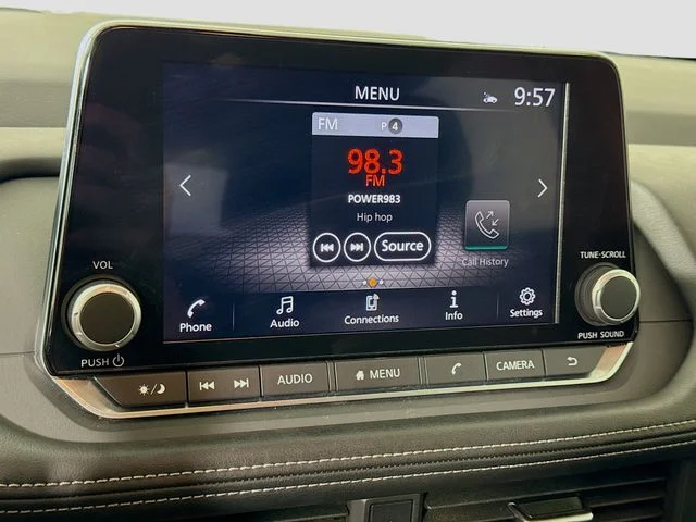 Used 2025 Gray Nissan SV image 14