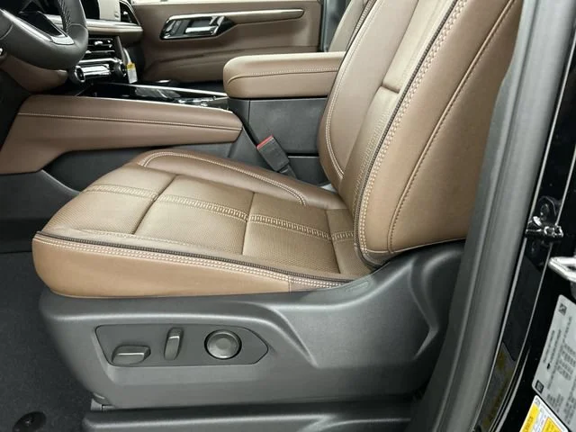 2026 Chevrolet Suburban High Country - Photo 22