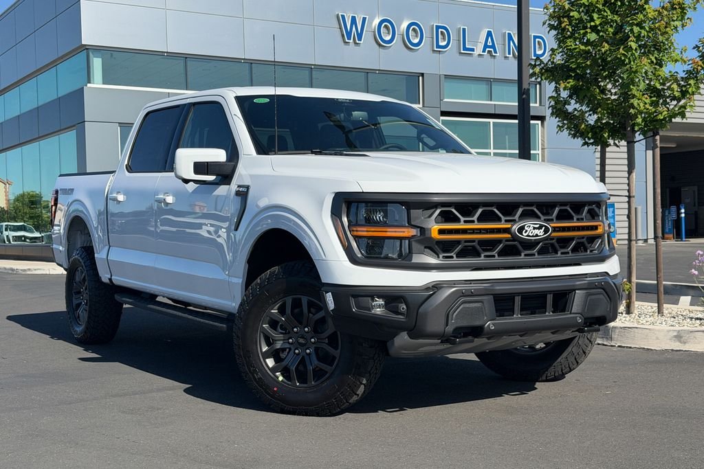 New 2026 Oxford White Ford Tremor® image 1