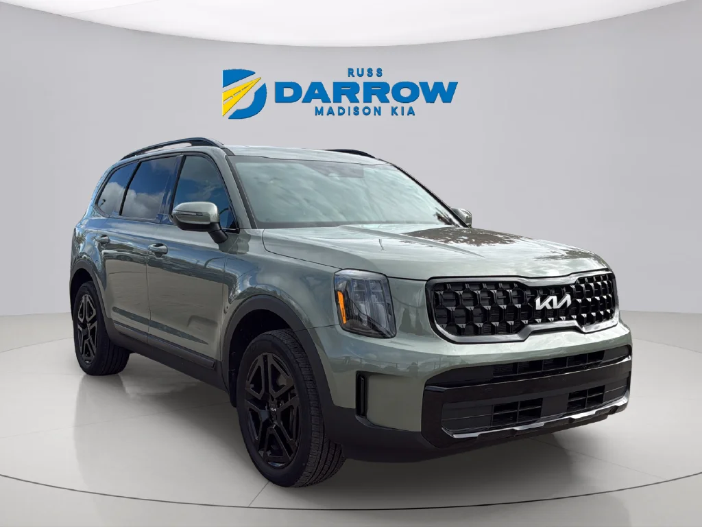 Used 2024 Jungle Green Kia EX X-Line image 7