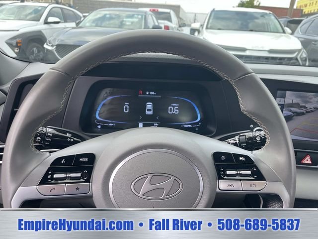 Certified Used 2025 Fluid Metal Hyundai SEL Sport image 25