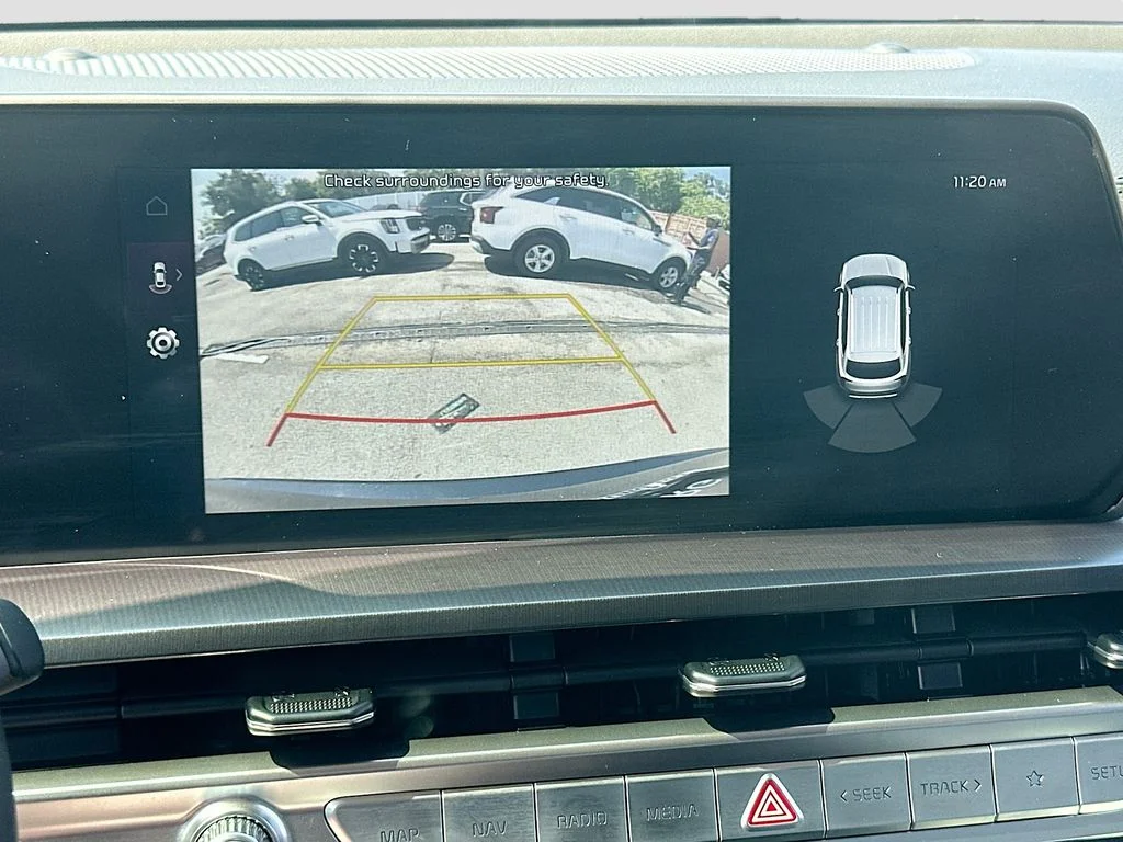 Certified Used 2025  Kia S image 14
