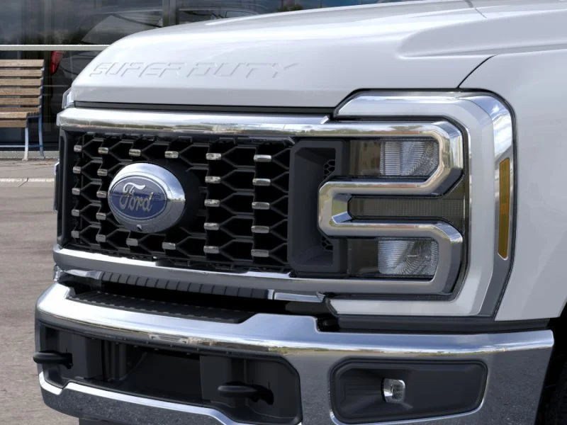 New 2026 Oxford White Ford Lariat image 42