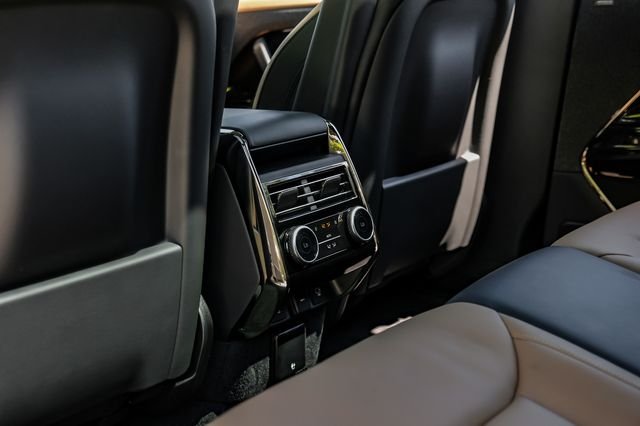 Certified Used 2025 White Land Rover Autobiography image 46
