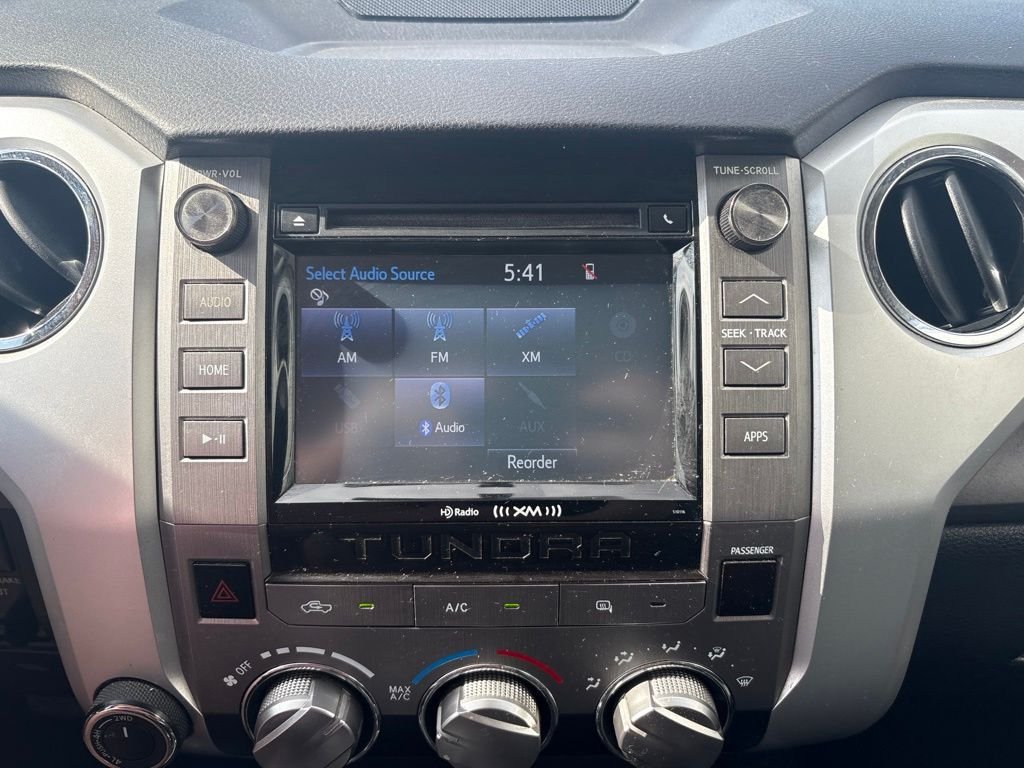 Used 2016 Silver Sky Metallic Toyota SR5 image 20