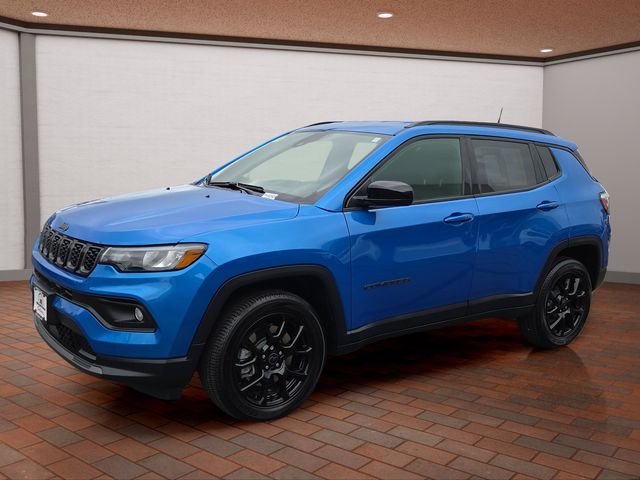 Used 2026 Blue Jeep Latitude image 25