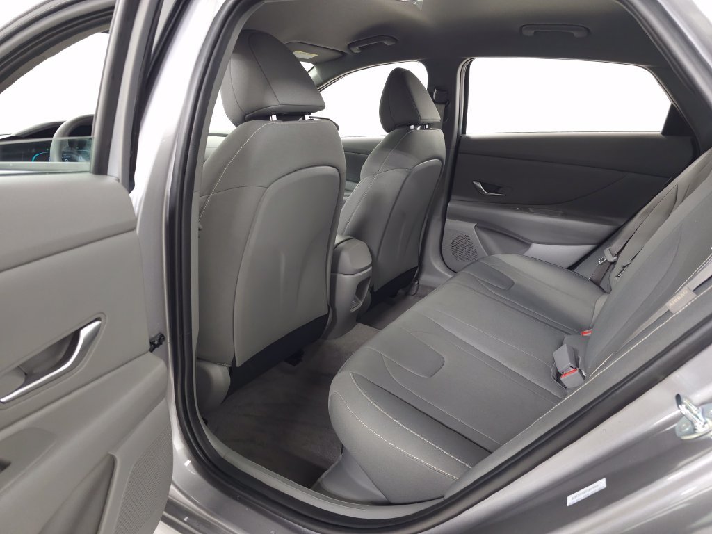 Certified Used 2025 Fluid Metal Hyundai Blue image 27