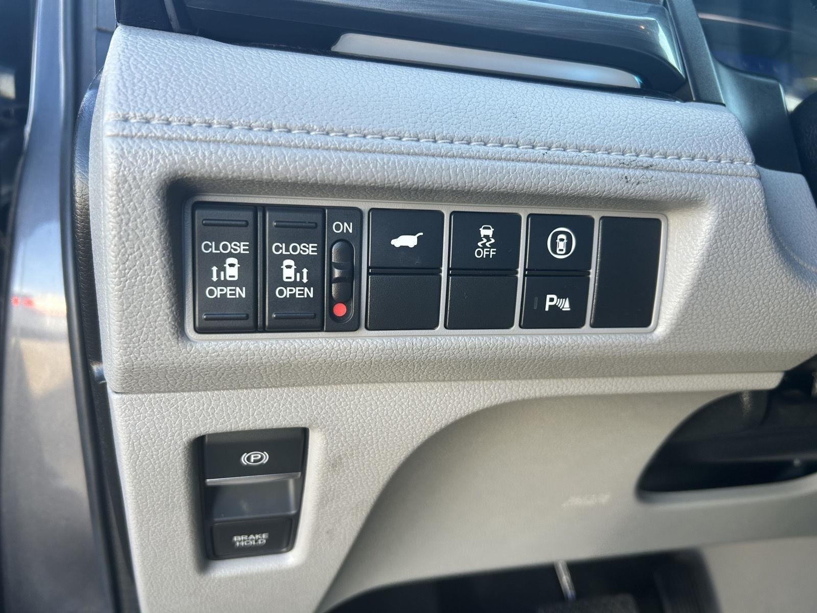 2024 Honda Odyssey Elite - Photo 23