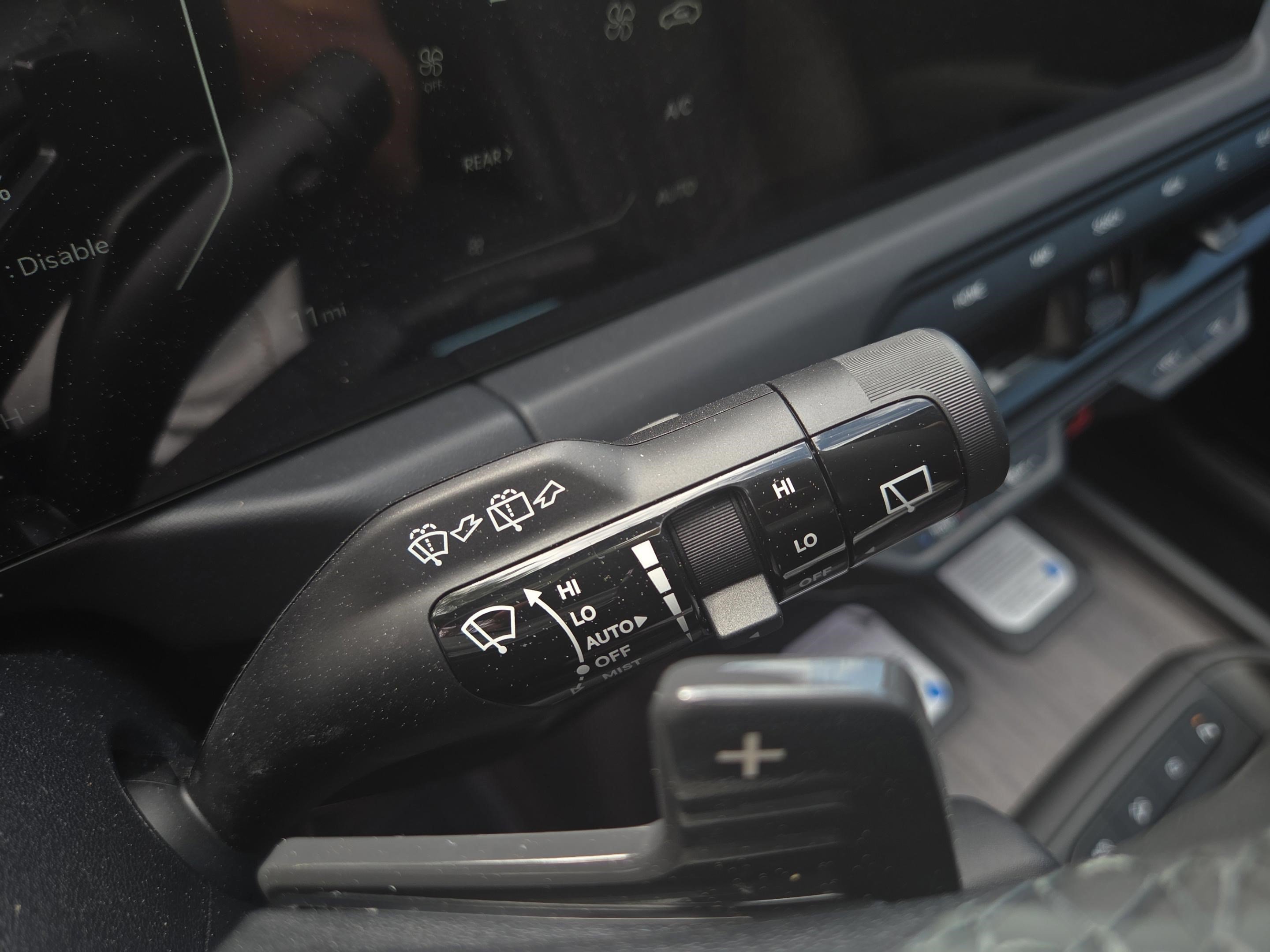 New 2027 Glacial White Pearl Kia X-Line SX-Prestige image 38