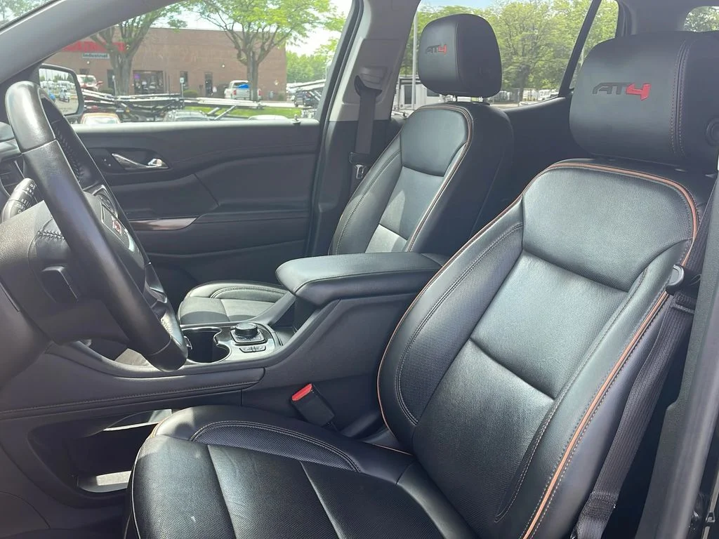 Used 2021 Ebony Twilight Metallic GMC AT4 image 13